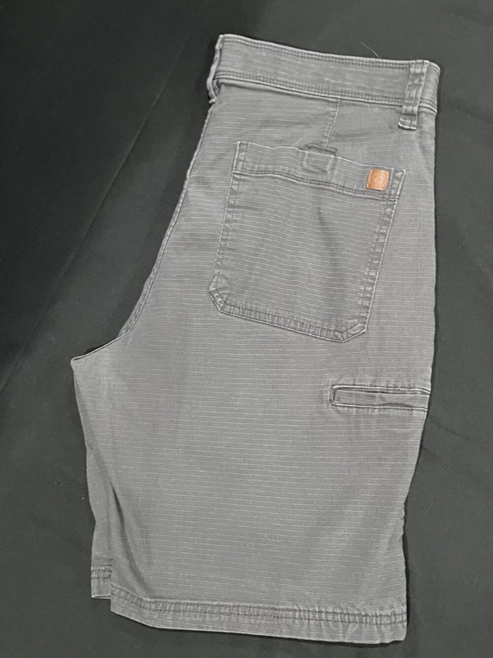WP Weatherproof Gray Trail Utility Cargo Shorts Zipper Pocket Modern Fit